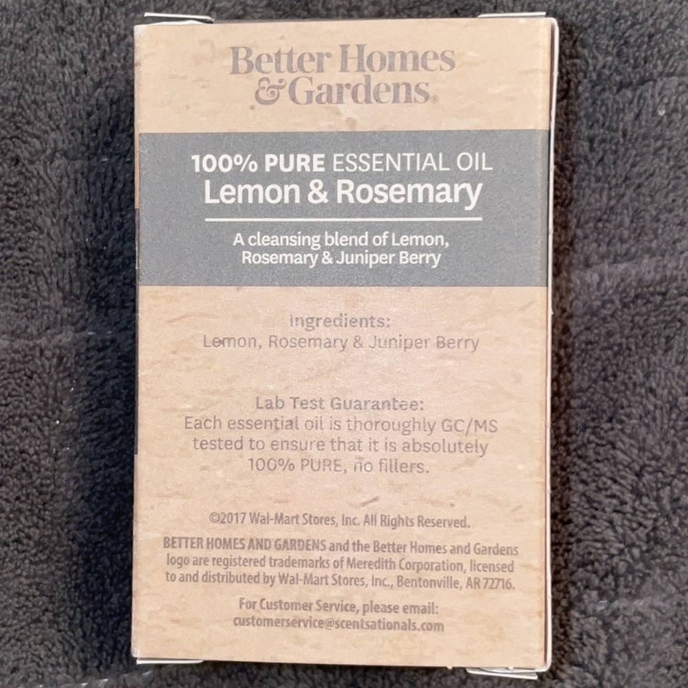 Better Home & Gardens Aroma Diffuser - two essential oils included - Picture 7 of 9